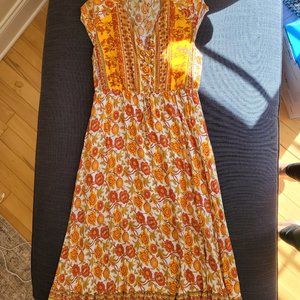 EPretty Yellow and orange dress